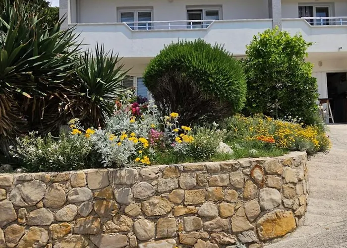Apartmani Ema Pag Town