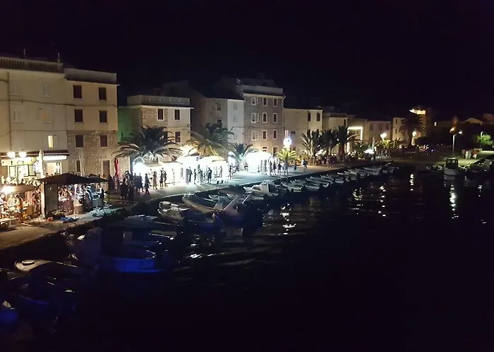 Apartmani Ema *