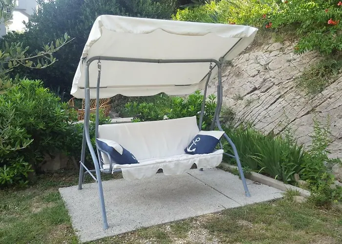 Apartmani Ema Appartamento Pag Town