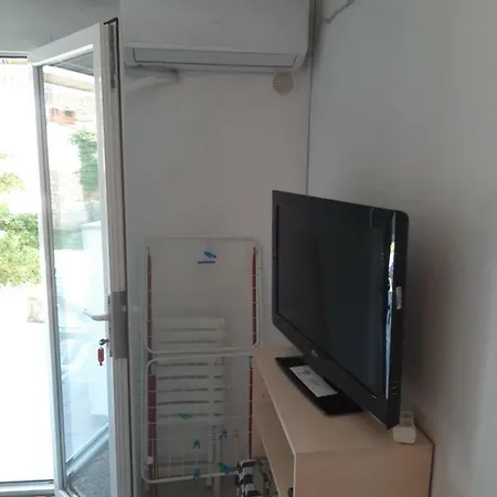 Apartment Ema *
